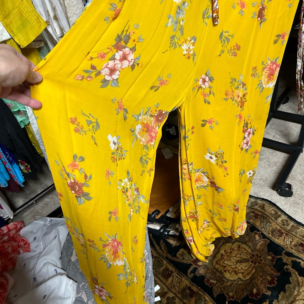 Floral Yellow One-Shoulder Dress - Picture 3 of 7